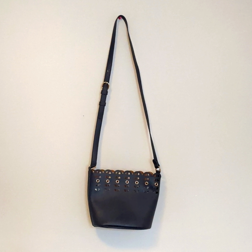 Stella & dot - Navy Blue small handbag with liner